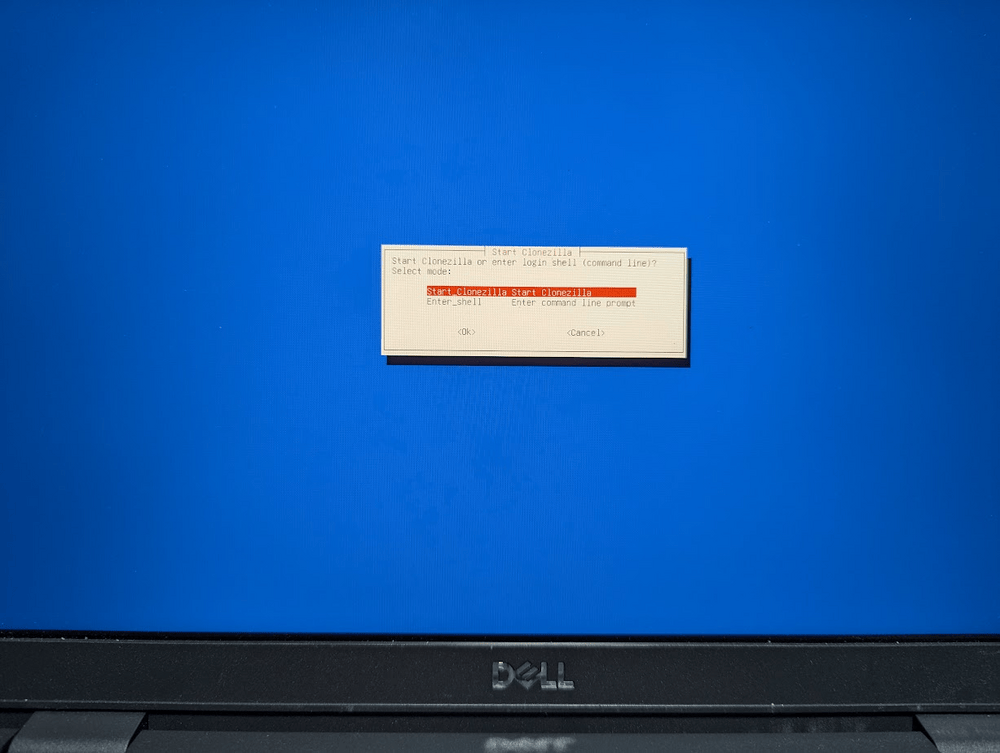 図1:  Start Clonezilla を選択する